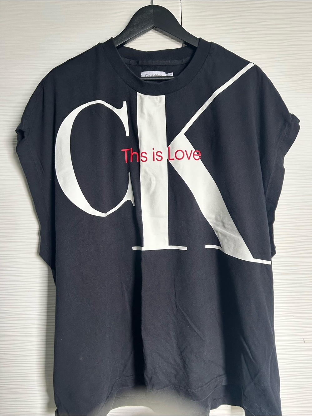 🌈 Calvin Klein Pride Tee 🌈